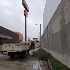 Instalación de grama en pollo campero